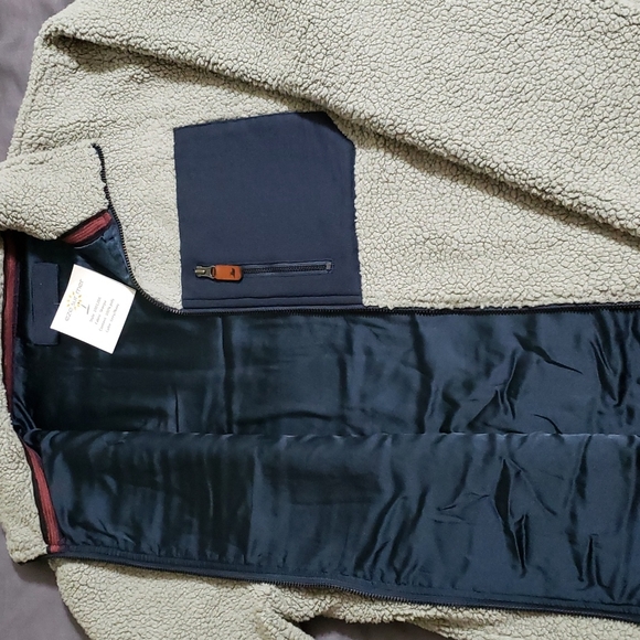 Sherpa Jacket w/ chest pocket - Picture 4 of 8